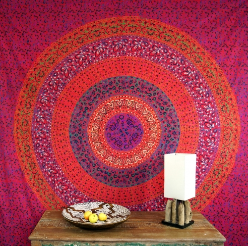 Boho style wall hanging, Indian bedspread Mandala print- red/purple/small - 225x150 cm
