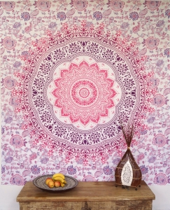 Boho style wall hanging, Indian bedspread Mandala print - white/pink/purple - 220x210 cm